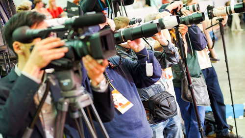 Как зарубежные СМИ соотечественников аккредитуют своих корреспондентов