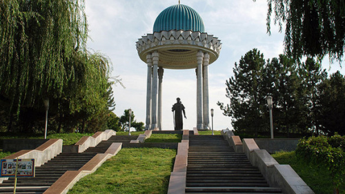 В диппредставительствах Узбекистана создадут клубы «Друзья узбекского языка»