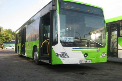 Na gorodskiх avtobusniх marshrutaх – oplata pri posadke 