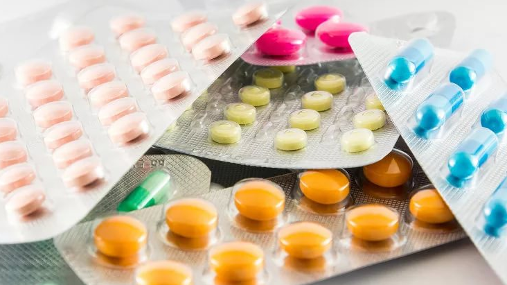 На закупку социальных лекарств из бюджета выделят 240 млрд сумов На закупку социальных лекарств из бюджета выделят 240 млрд сумов