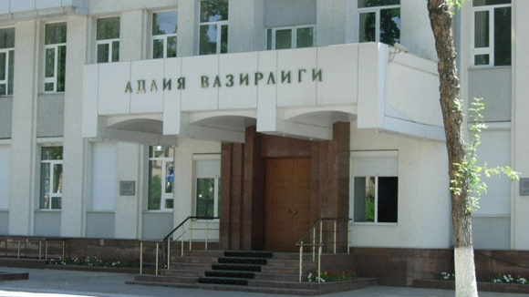 Общеобязательные акты, принятые до 17 июня 1993 года, прекращают свое действие Общеобязательные акты, принятые до 17 июня 1993 года, прекращают свое действие