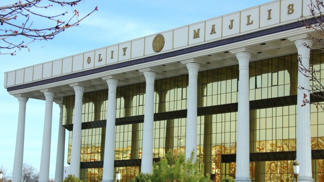 Deputati prinyali noviy paket zakonoproyektov Deputati prinyali noviy paket zakonoproyektov
