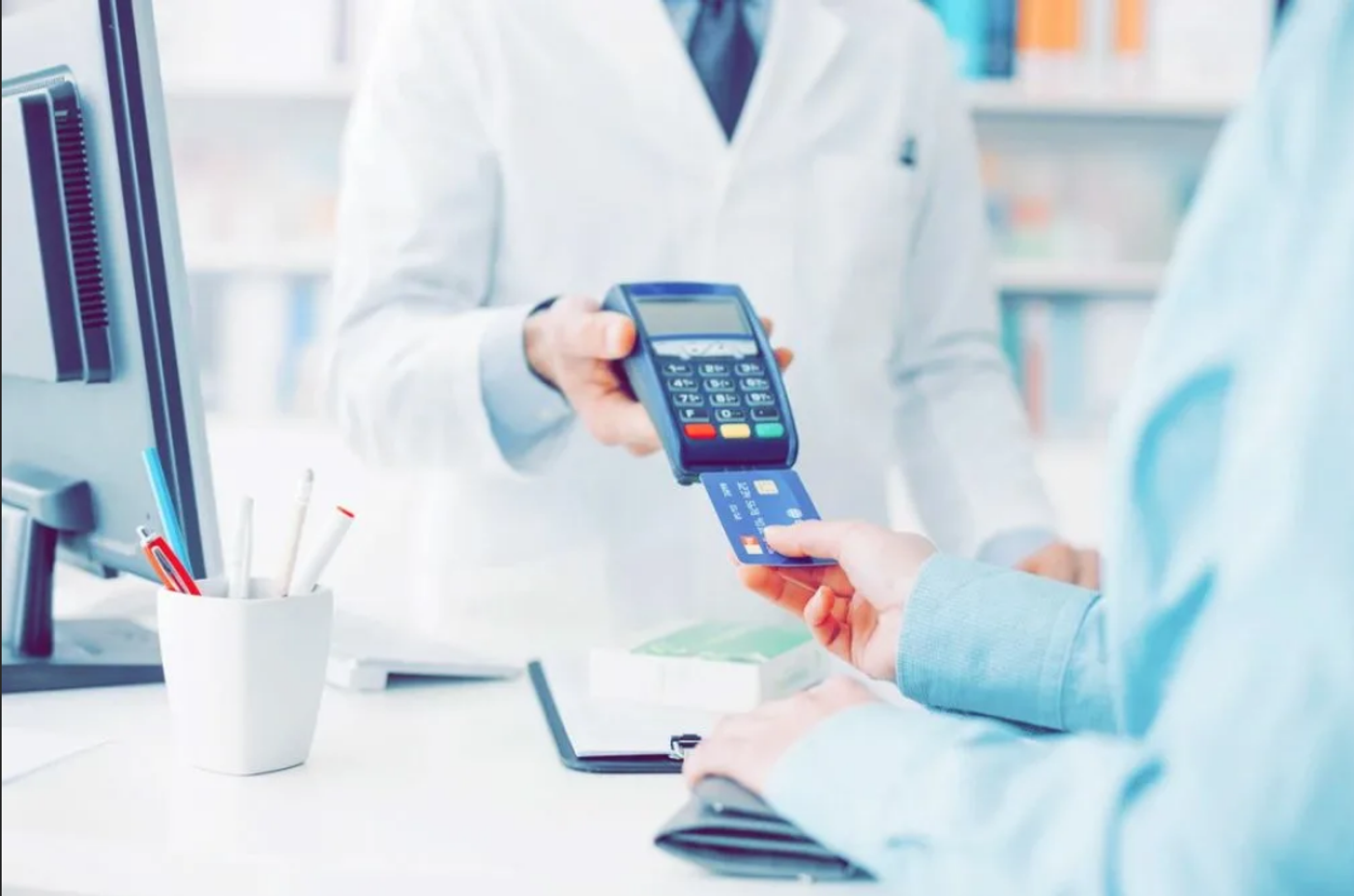 Kak budut okazivat platniye uslugi v meditsinskiх uchrejdeniyaх