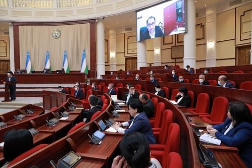 Депутатлар 2021 йил учун Давлат бюджети тўғрисидаги қонунни қабул қилдилар
