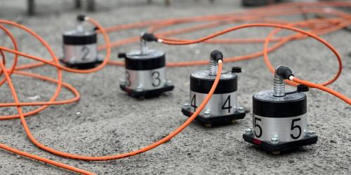 Snijena plata za zaklyucheniye po seysmichnosti