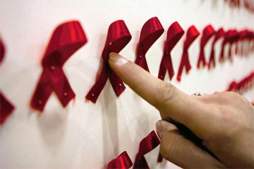 Утверждены пособия ВИЧ-инфицированным и программа противодействия ВИЧ-инфекции 