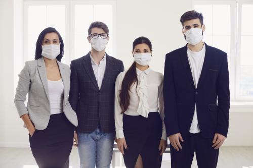 Как организовать условия труда при пандемии – в новой редакции СанПиН