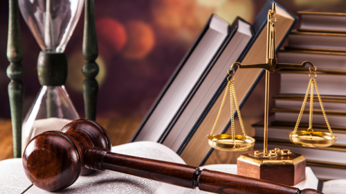 Лишить адвоката лицензии через суд – каков механизм