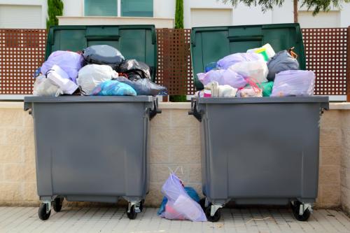 Бытовые отходы с мусоросборочных пунктов должны вывозить ежедневно