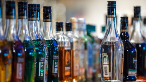 С 1 января 2019 года цены на алкоголь поднимутся